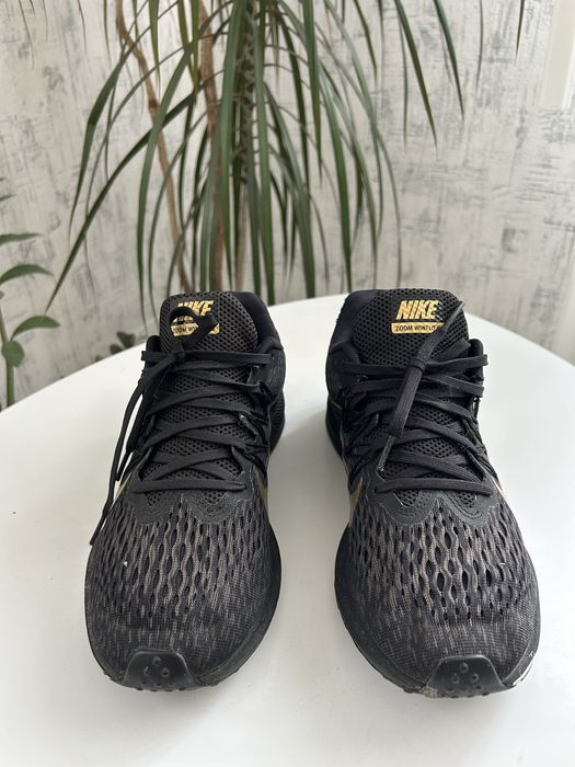 Кросівки Nike в дуже гарному стані