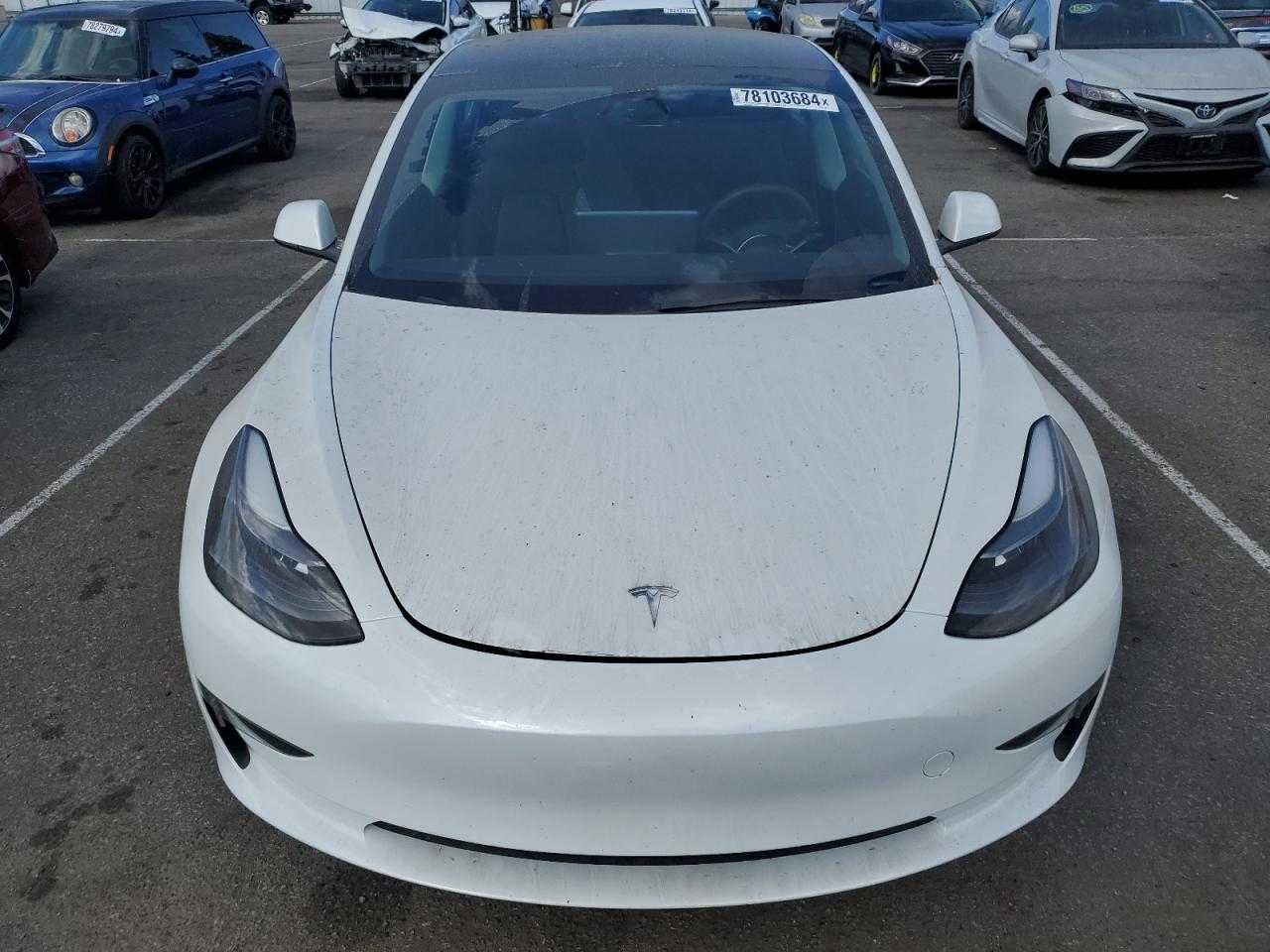 Tesla Model 3 2023 -