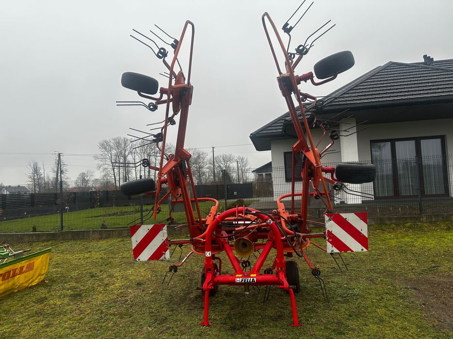 Przetrząsarka do siana FELLA 680D HYDRO