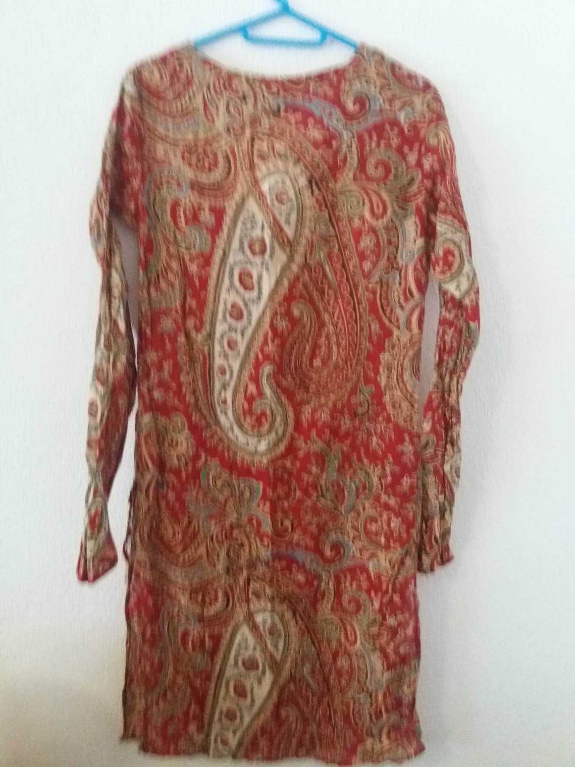 Vestidos e Blusas, Impecáveis desde 2,5 euros