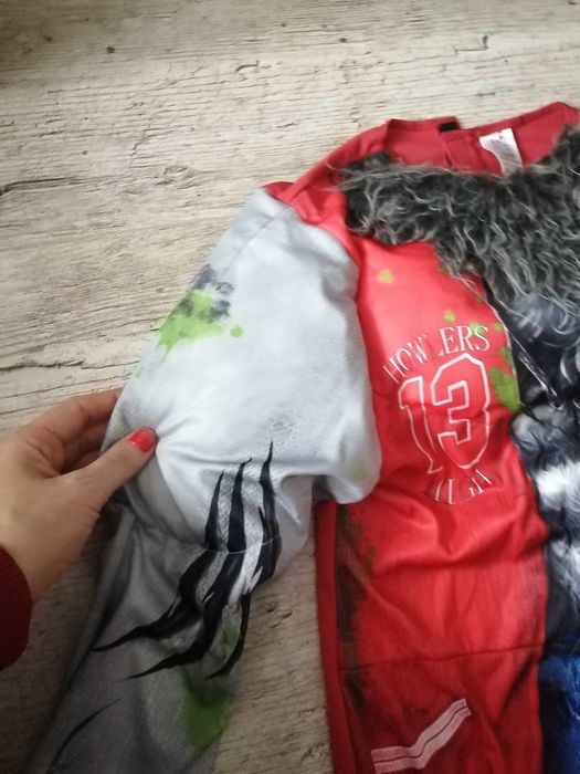 Super strój karnawałowy Wilkołak  roz. 146-152 cm