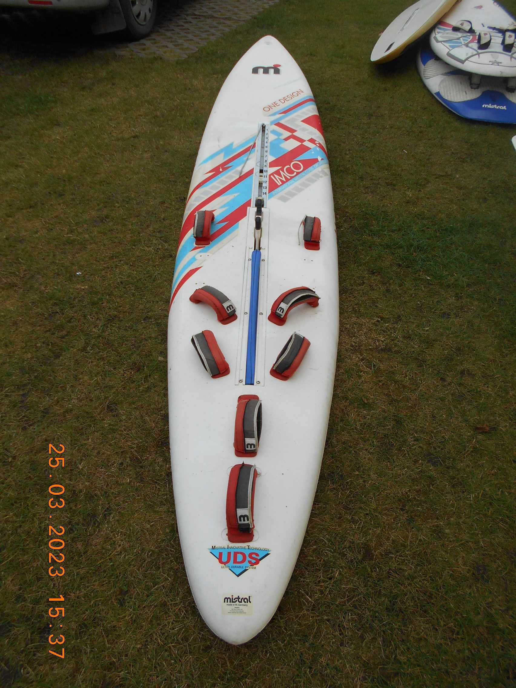 deske windsurfingową MISTRAL model ONE DESIGN 235 L