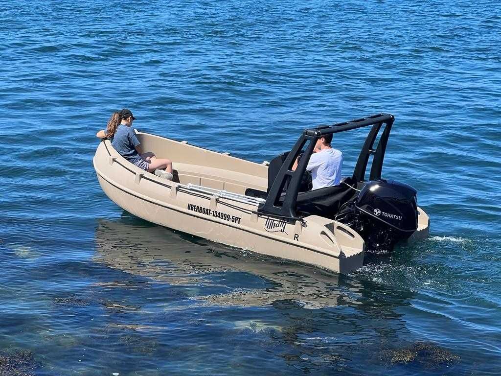 BARCO WHALY 455 R COM MOTOR DE 40 CV