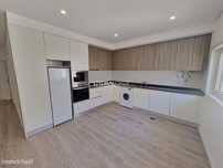 Apartamento T2 Novo com Garagem