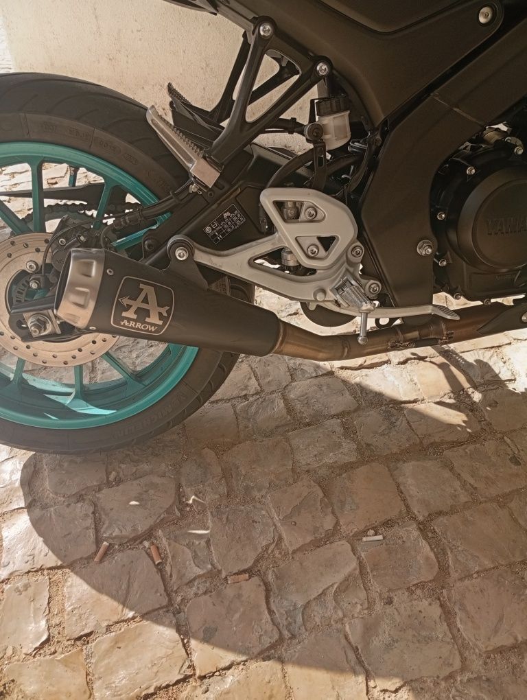 Mota Yamaha MT 125