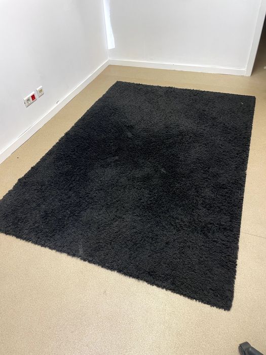 Tapetes  do ikea no tamanho 133 x195, 2 unidades