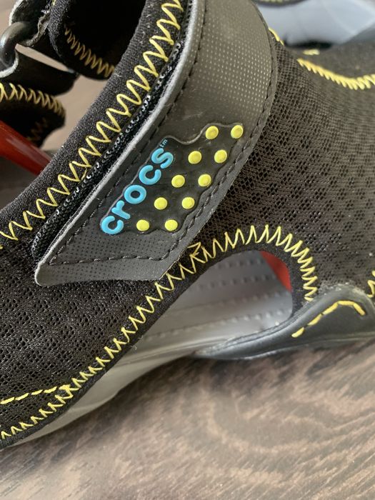 Продам босоніжки Crocs