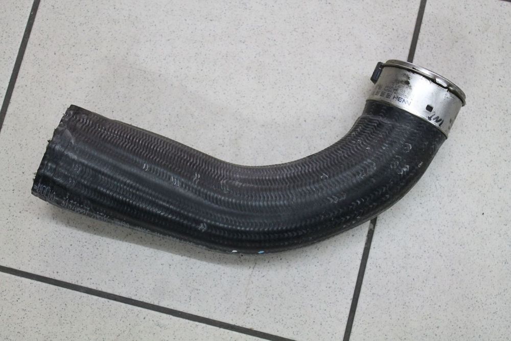 VOLVO V40 V40 CROSS D2 D3 D4 T2 T3 RURA PRZEWÓD