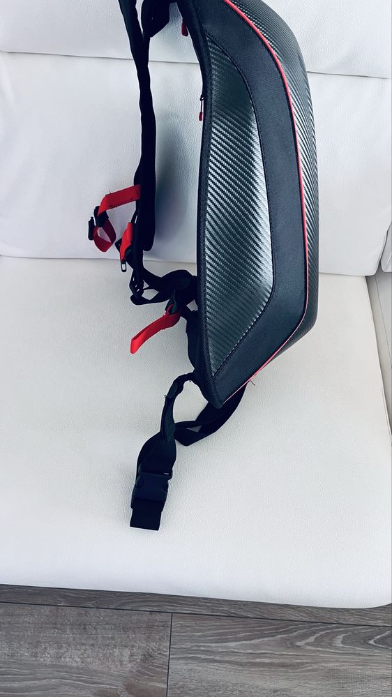 Mochila para capacete