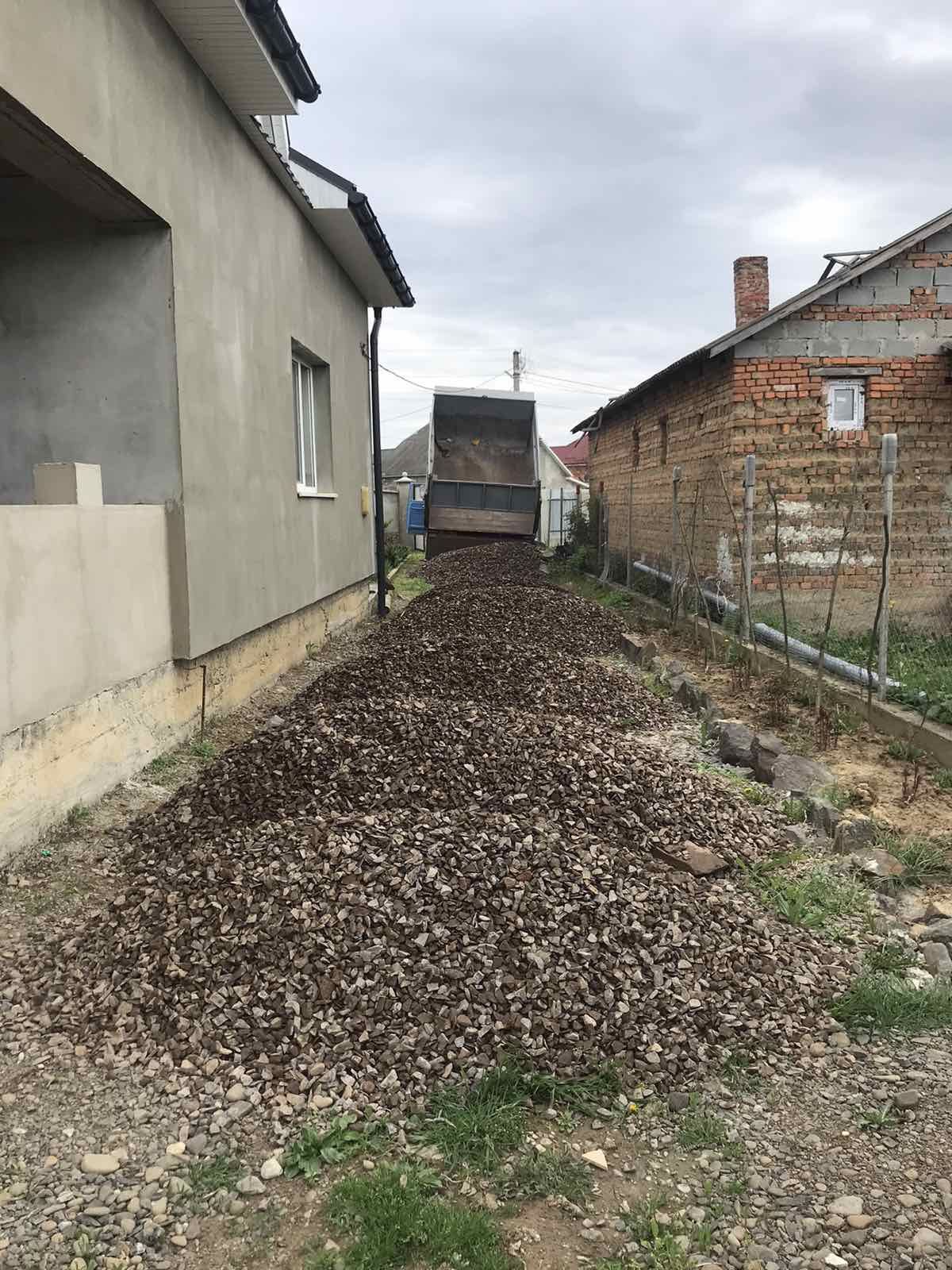 песок, щебінь мікс...