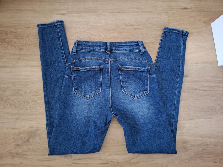 Klasyczne jeansy damskie M.Sara 34/XS