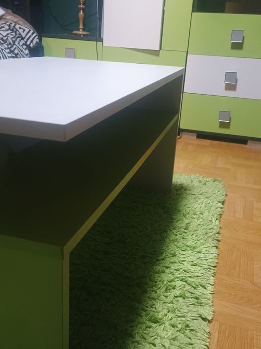 Zestaw mebli młodzieżowych