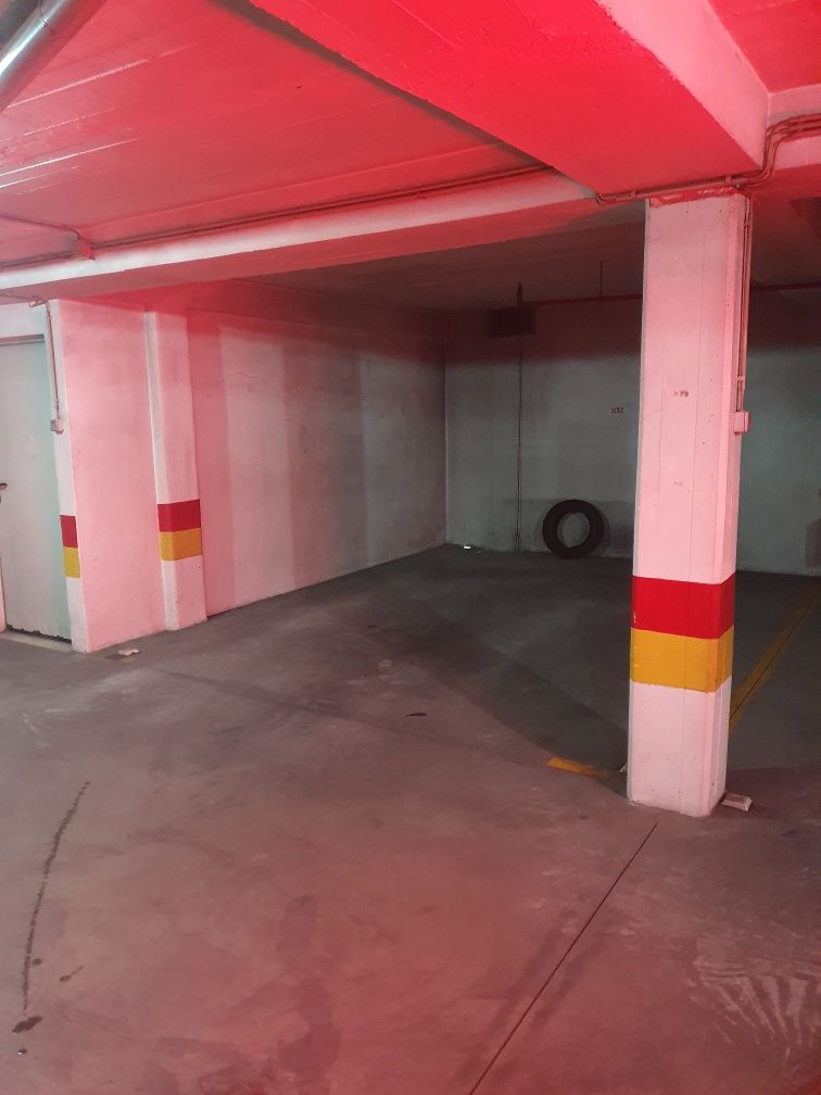 Lugar de estacionamento nos Anjos