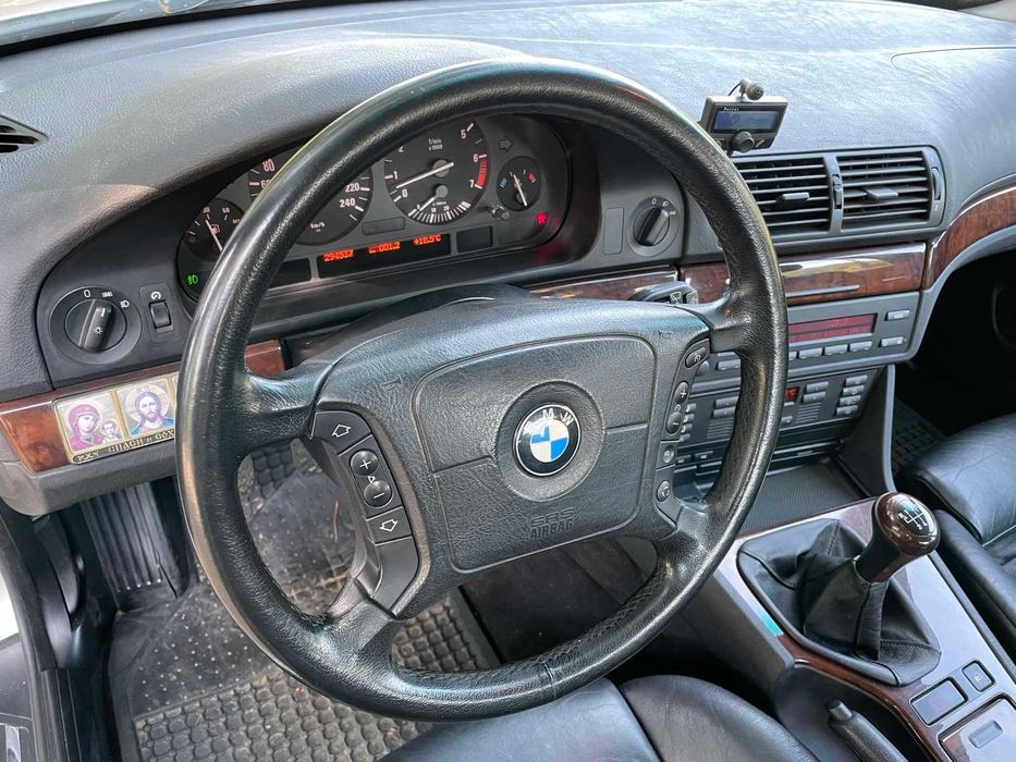 BMW Е39 530і 2000 року, мотор М 54