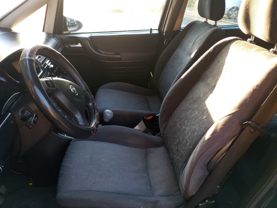 Zafira gasolina/ Gpl 7 lugares
