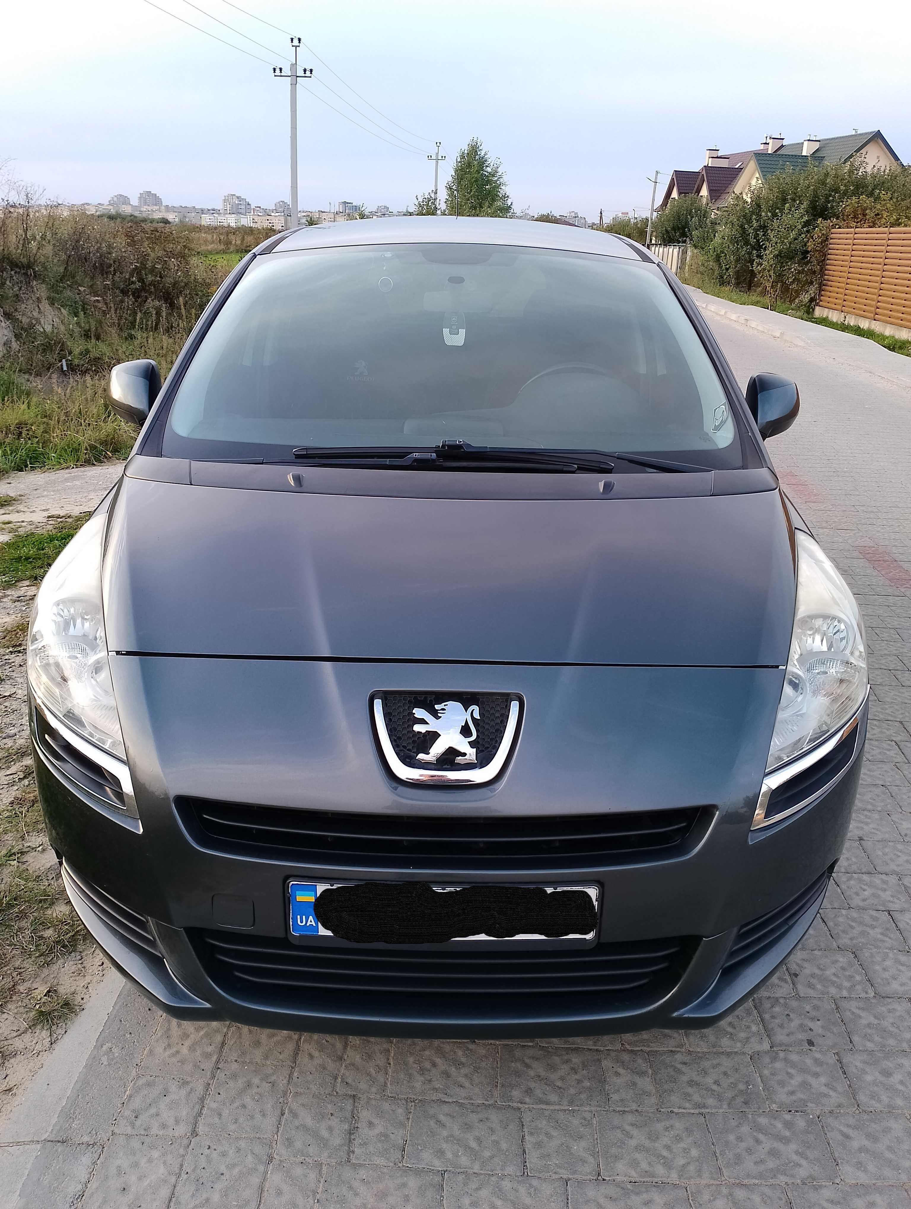 Peugeot 5008 2013