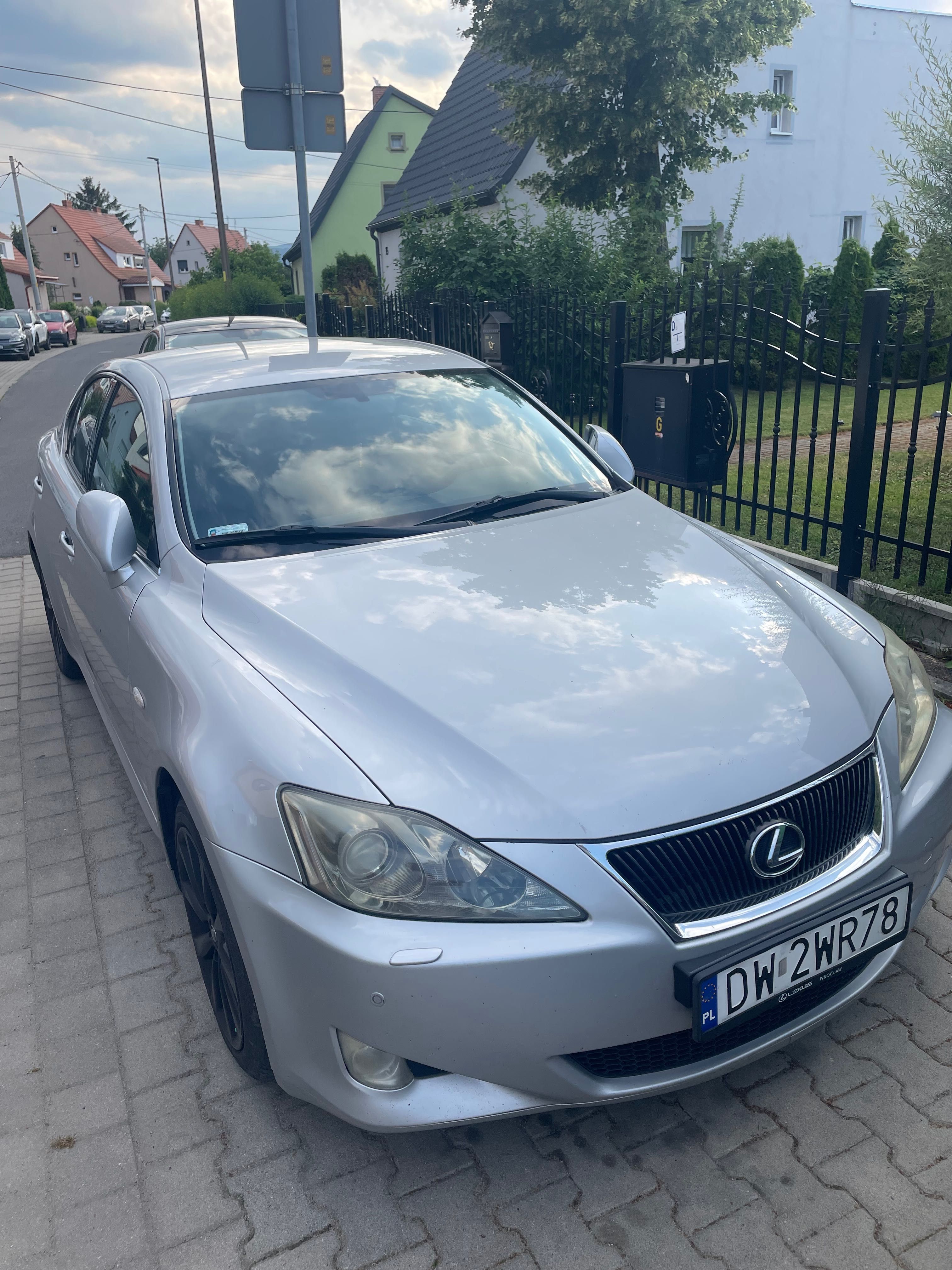 Lexus IS 250 • 2006 • Benzyna • Automat