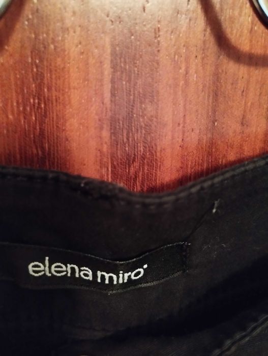 Calções Elena Mirò - em muito bom estado