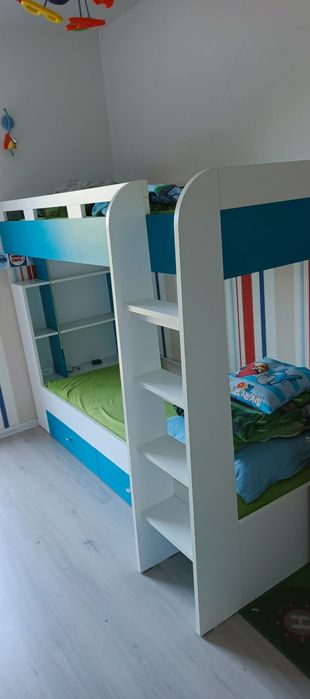 Zestaw mebli dziecięcych łóżko piętrowe komoda