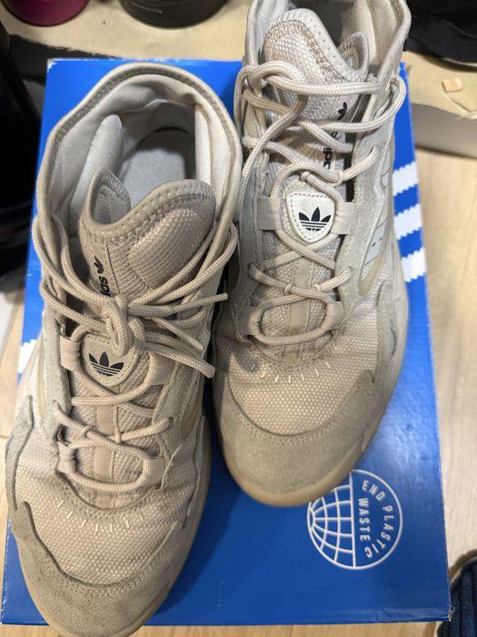 Adidas Cordura 44