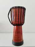 Tambor djembe de topo largo feito à mão
