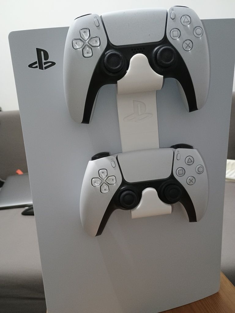 Uchwyt na dwa pady PlayStation 5