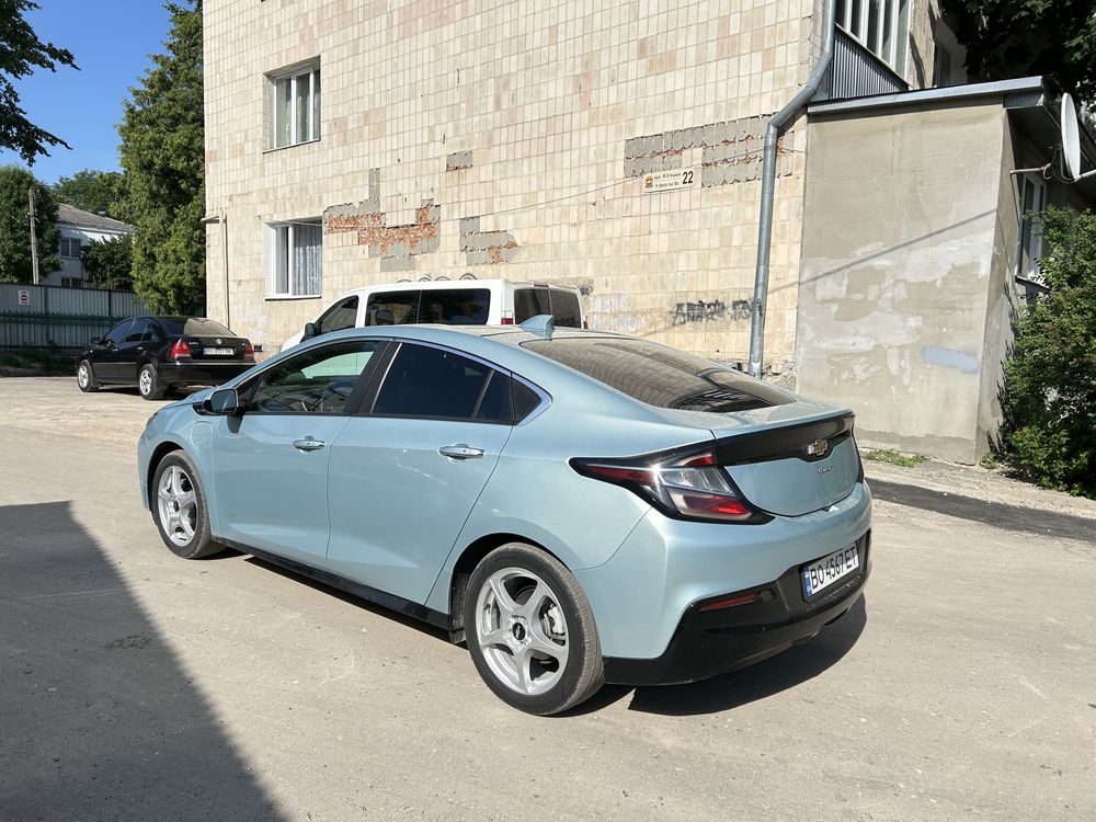 Chevrolet Volt 2