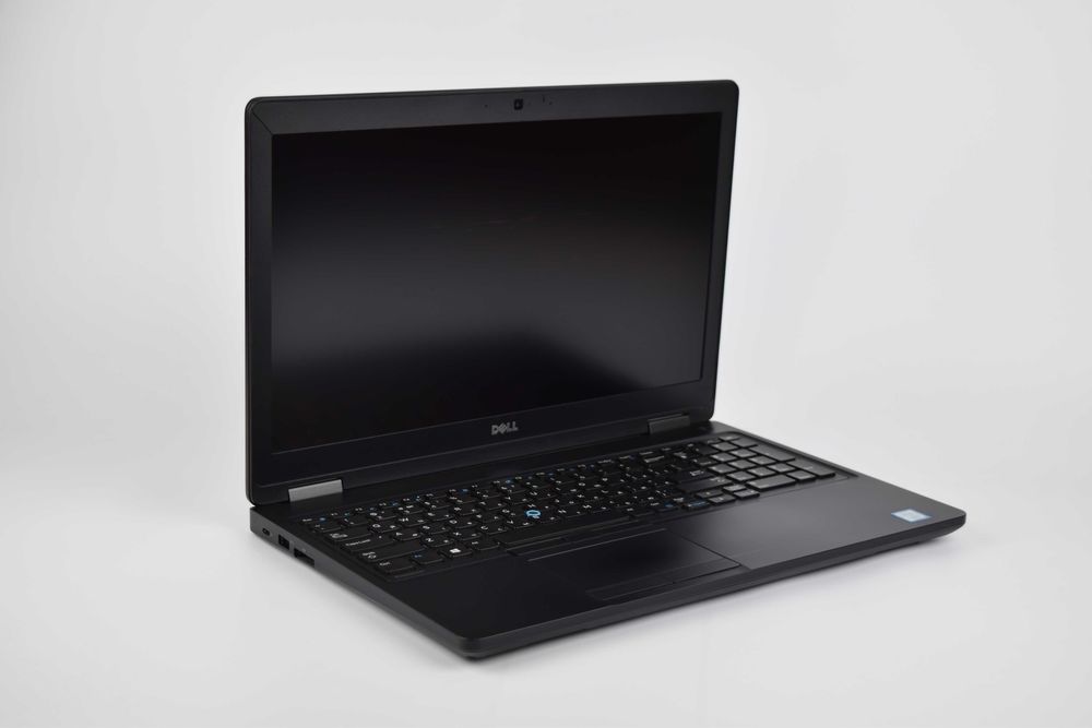 Dell Precision 3520 i7-7700HQ Quadro M620 16/32гб 512/1тб 15.6"Ноутбук
