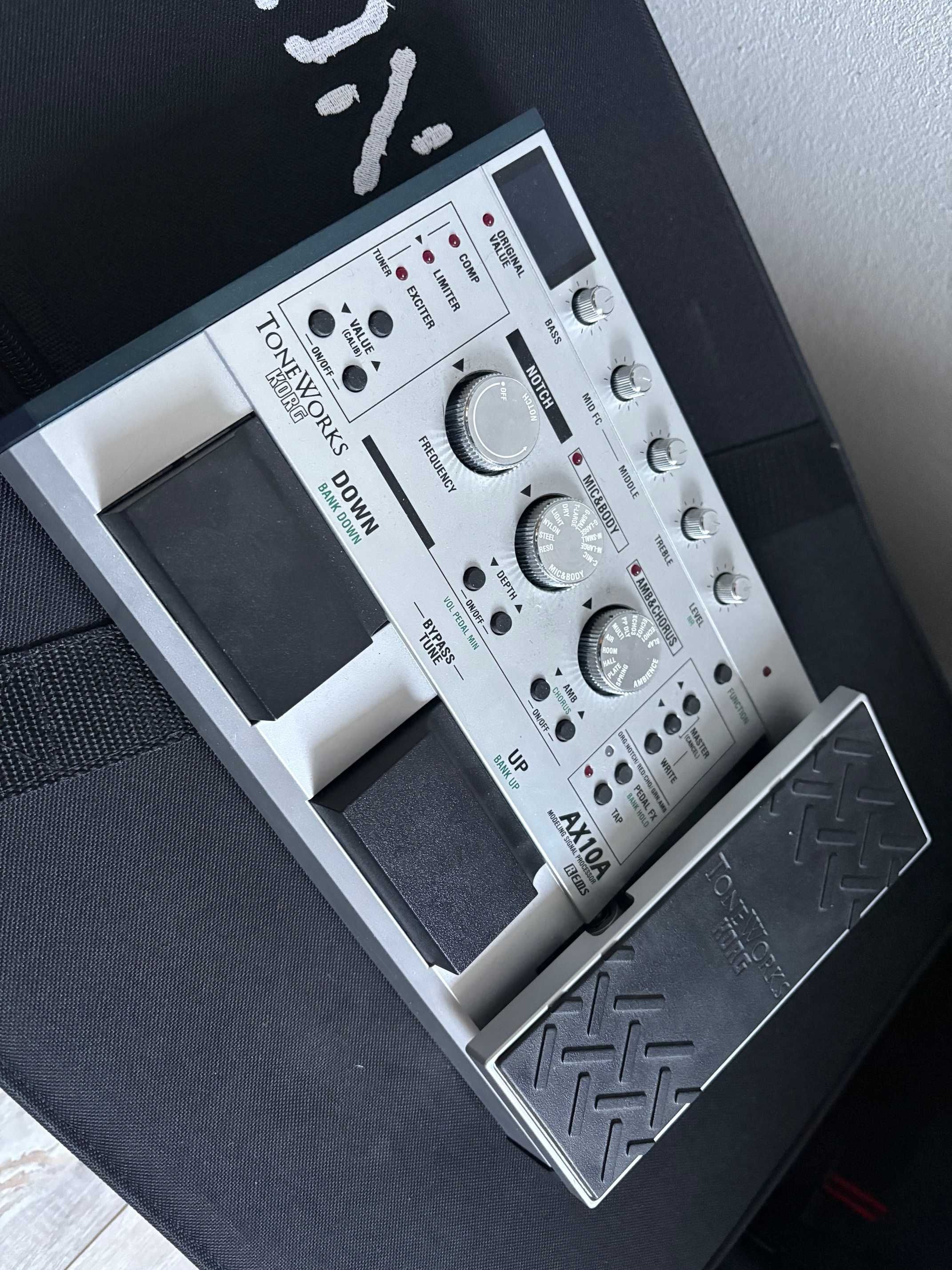 Korg AX-10G multiefekt gitarowy Bardzo dobry Stan