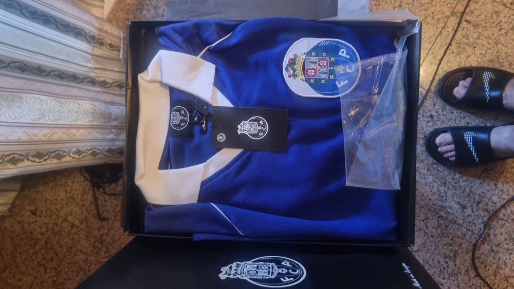 Camisola  antiga do futebol  clube do porto  dos anos 80 em 84 na fina