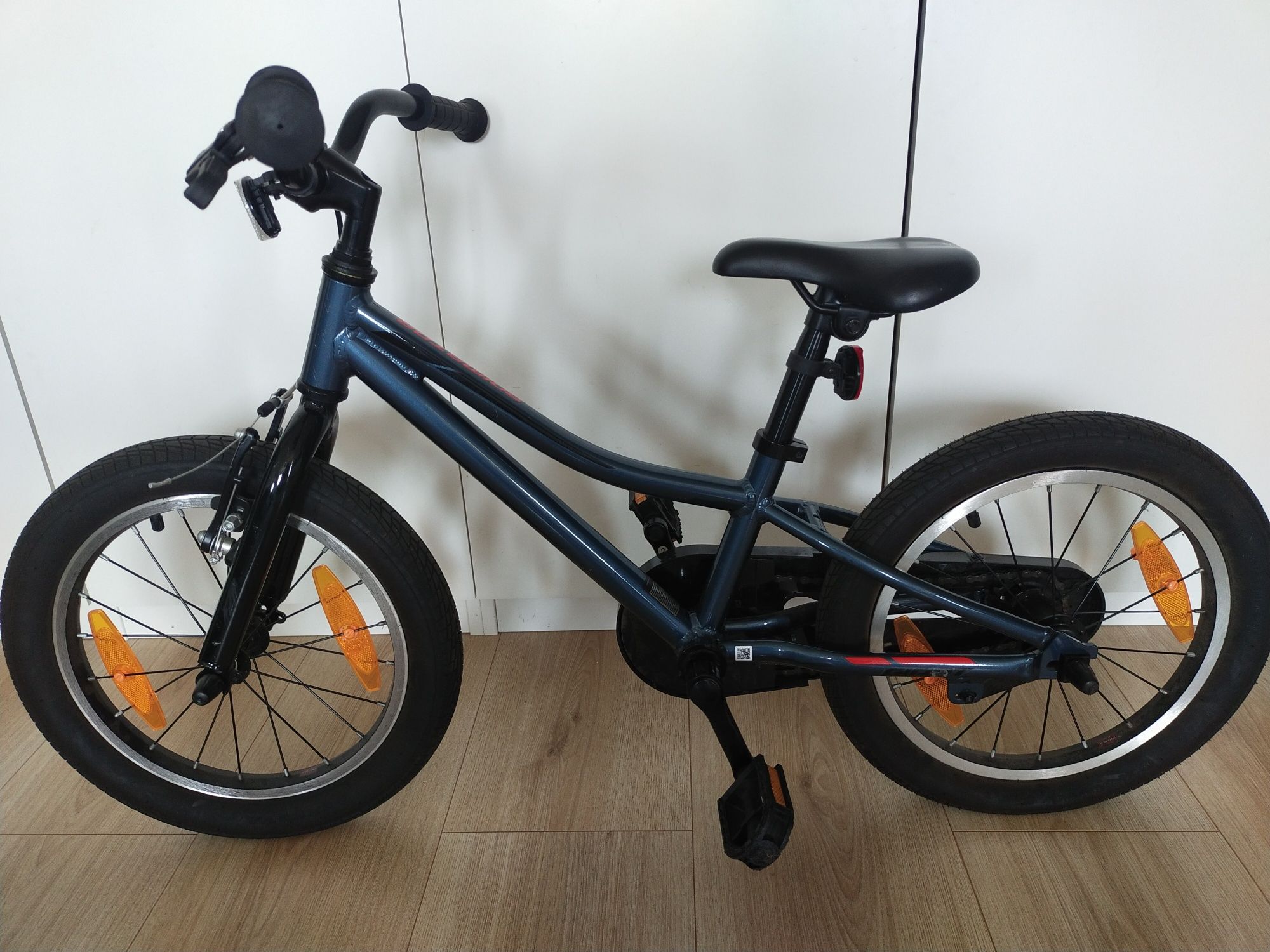 Rower dziecięcy Giant Animator 16" granatowy - stan BDB