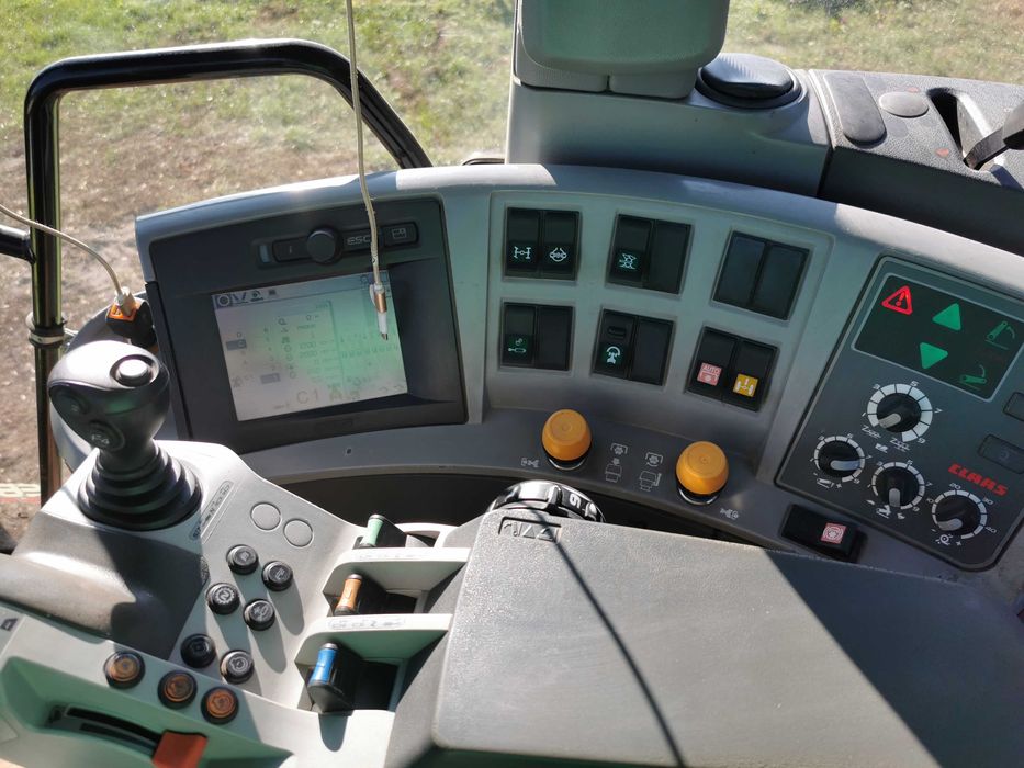 CLAAS AXION 850 bogate wyposażenie FULL