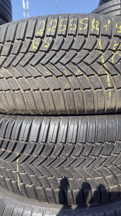 225/55/19 Bridgestone,   A005
