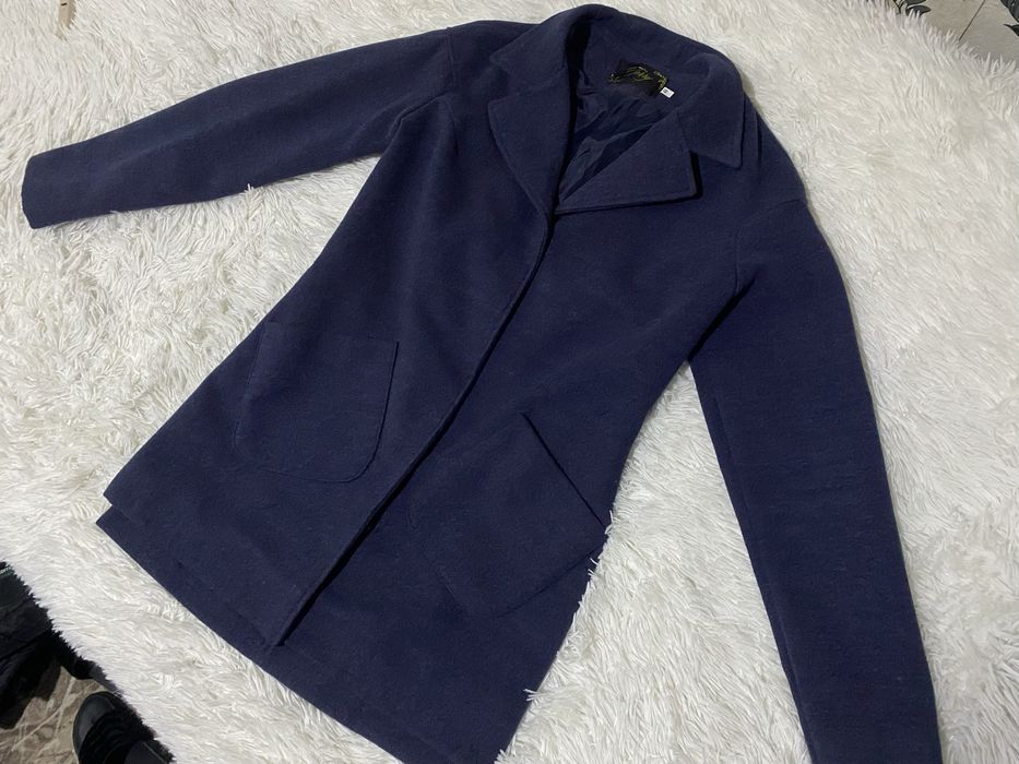 Весінньо-осіннє пальто