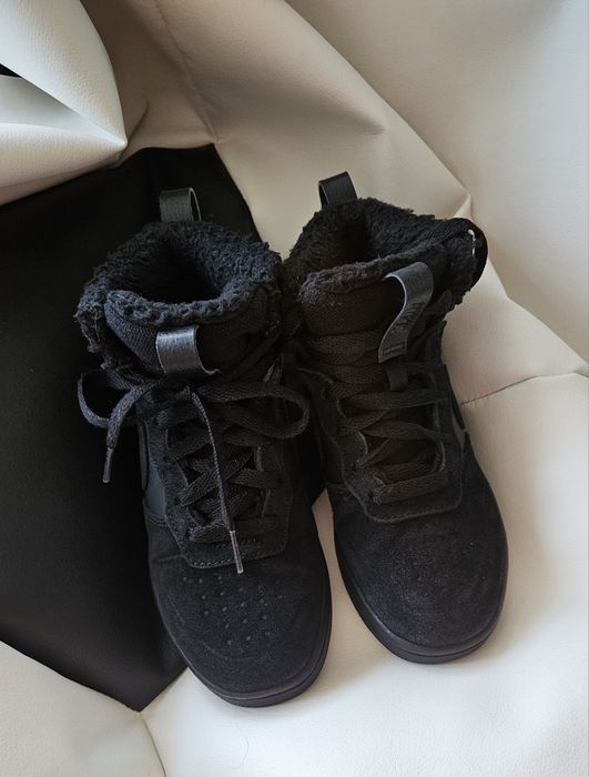 Ботинки хайтопы кроссовки nike 33