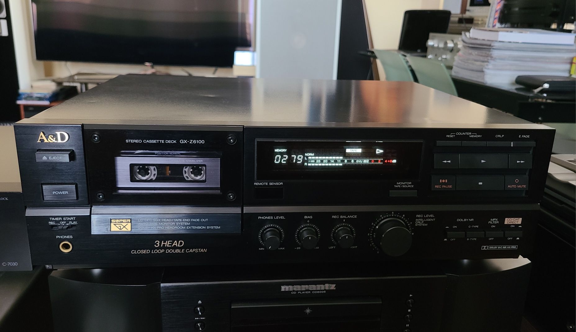 Кассетная дека A&D GX-Z6100 в отличном полностью рабочем состоянии