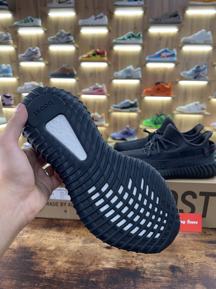 Кросівки Adidas Yeezy Boost 350 v2 “Black Rflct”