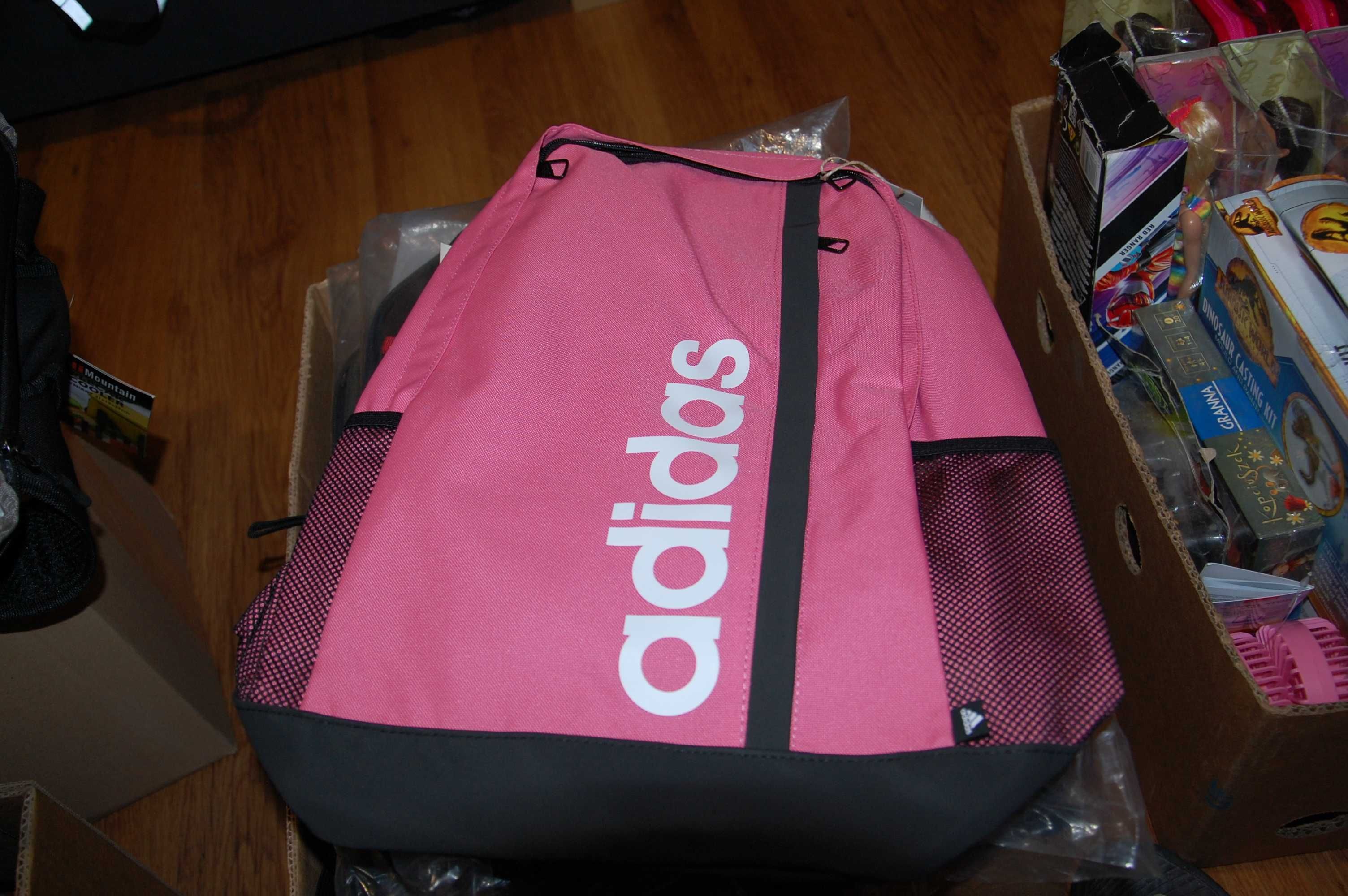 nowy plecak ADIDAS kolor rozowy
