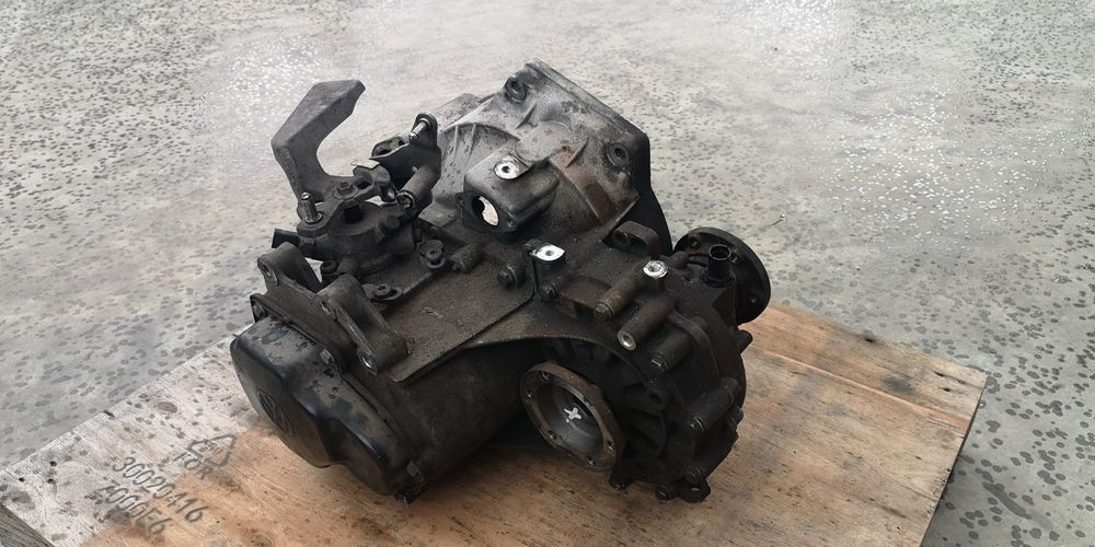 Caixa de velocidades para Skoda Fabia 1.4 tdi de 80cv até 2007 inclusi