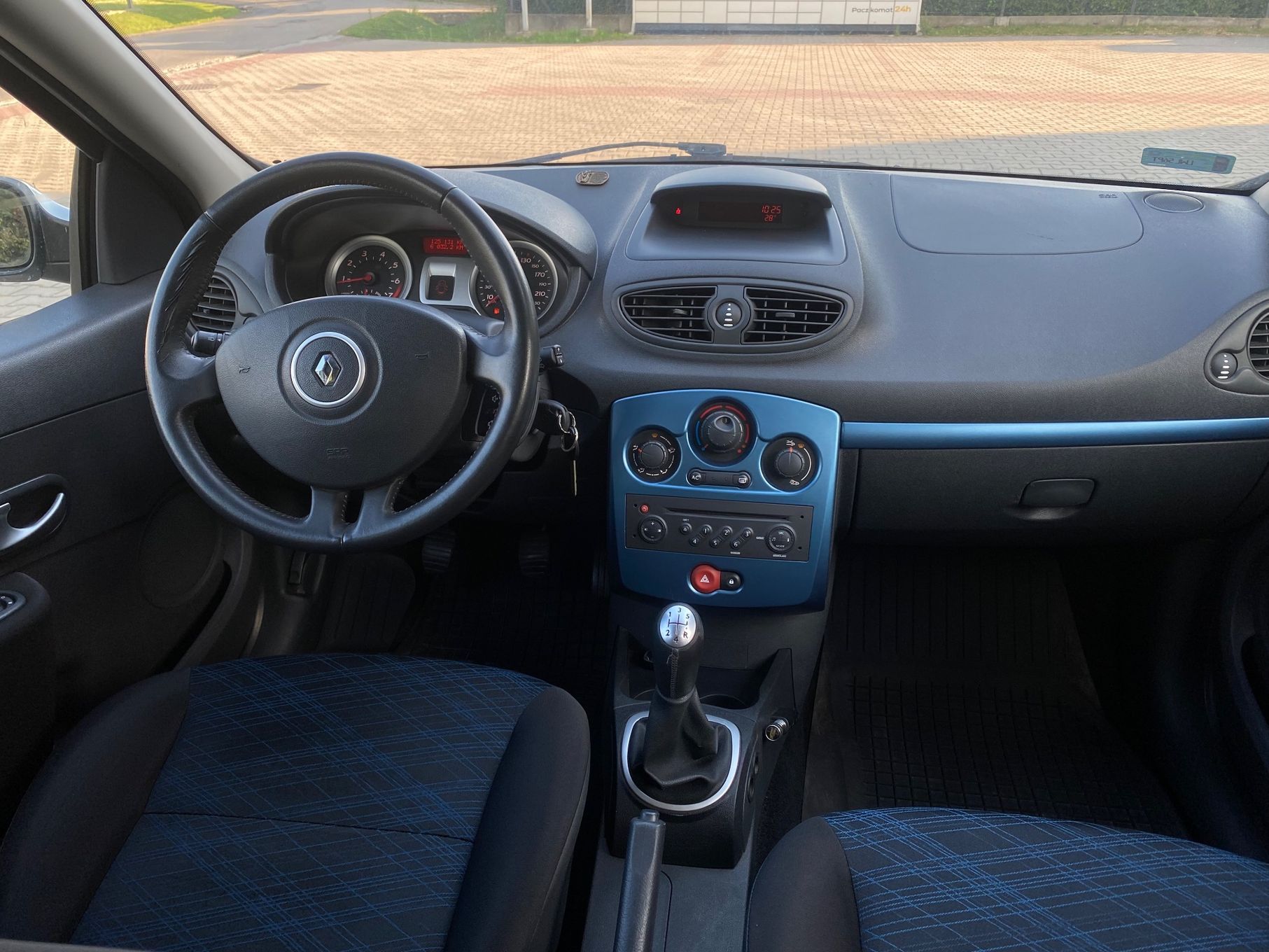 Renault Clio niski przebieg