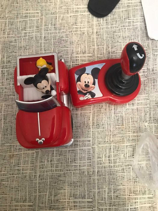 Brinquedo Carro telecomandado Mickey Mouse da Disney