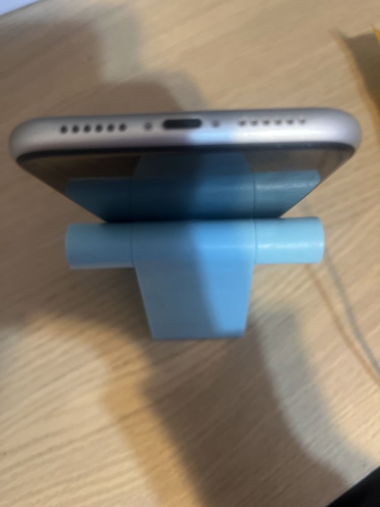 iPhone XR 128gb (uszkodzony ekran)