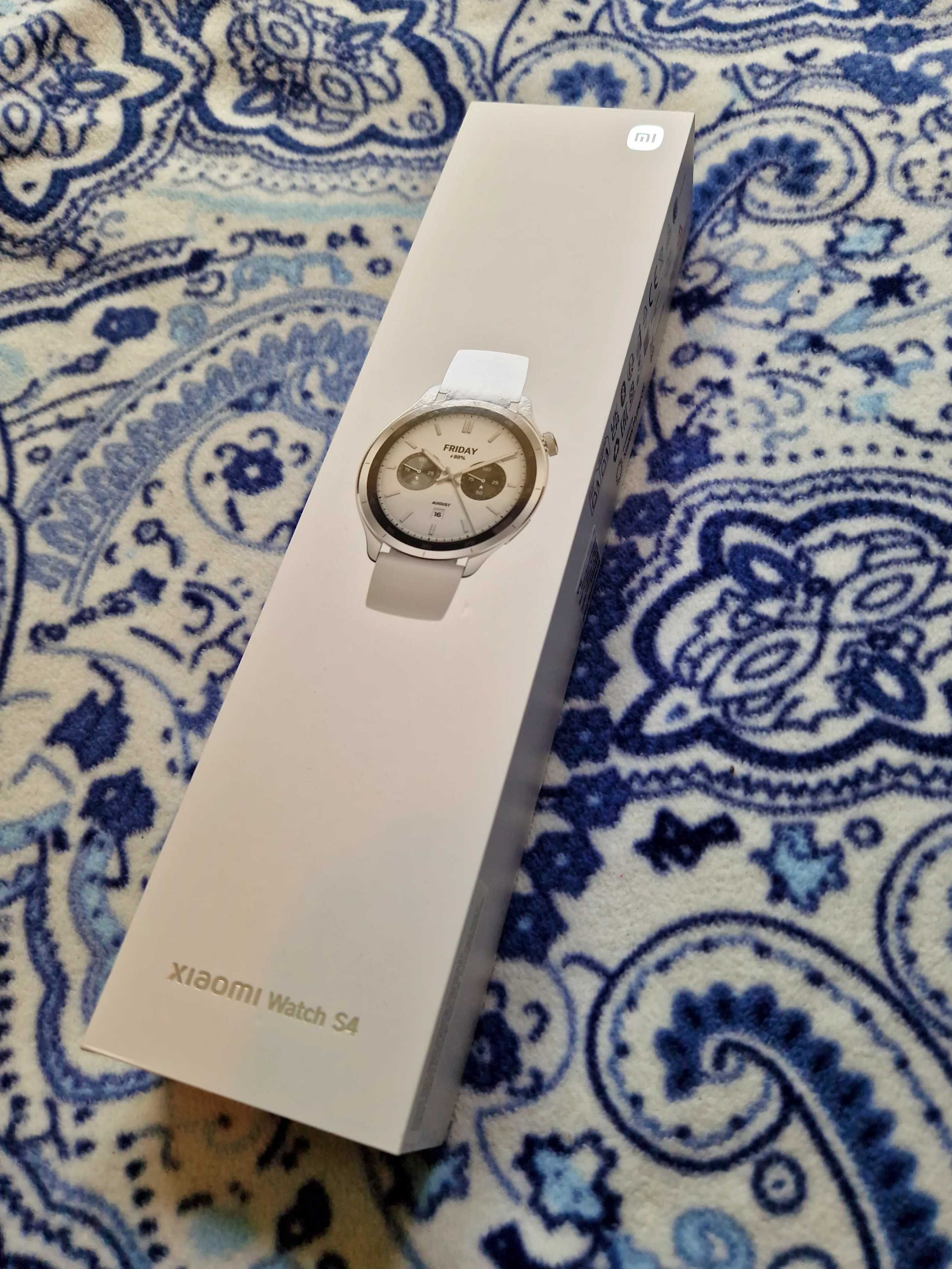 Smartwatch Zegarek Xiaomi Watch S4 srebrny biały