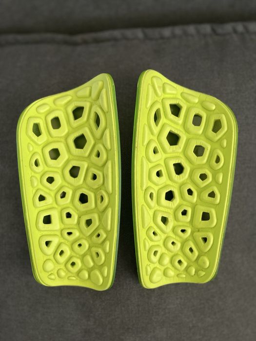 Щитки футбольні Nike Mercurial Lite салатово-чорні М (оригінал)