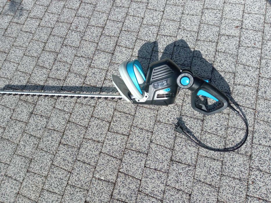 Nożyce elektryczne do żywopłotu MacAllister 710 W 60 cm