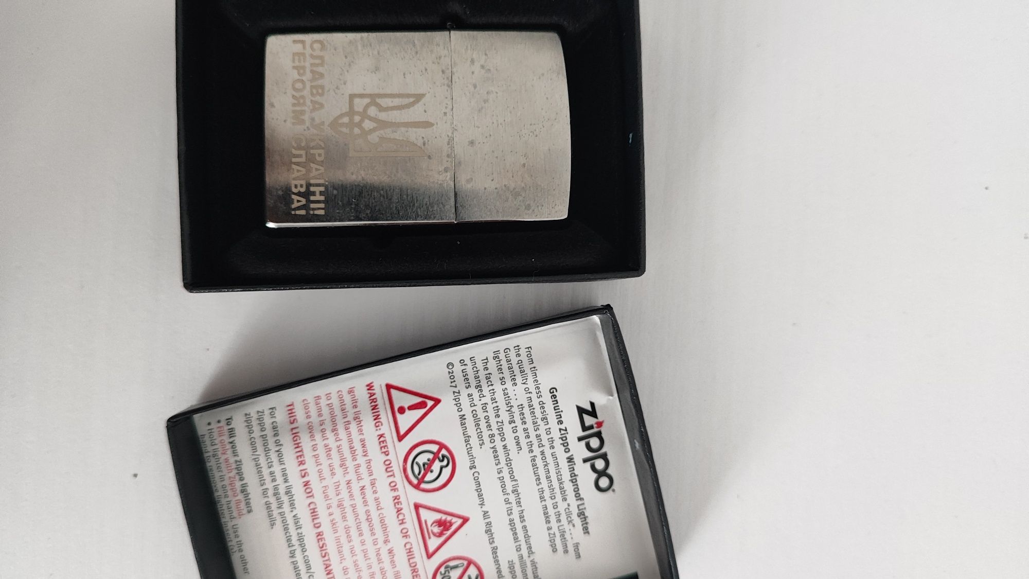 ZIPPO оригінал brushed chrome