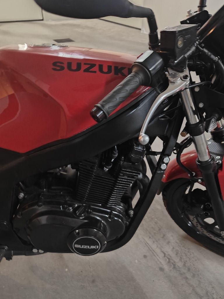 Suzuki GS 500  E