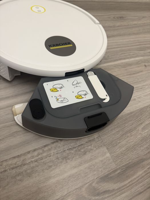 Продам робот-пылесос Karcher RCV 2