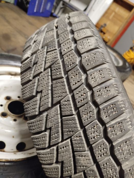 Зимня резина 175/70 R-13 для ВАЗ 2101-07 в гарному стані