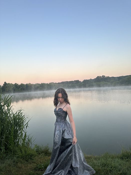 Вечірня/Випускна сукня